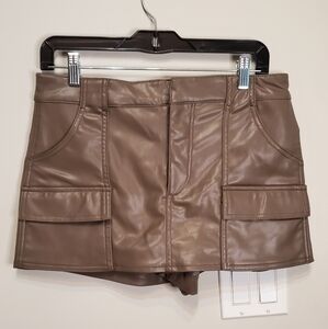 31. NWOT - ZARA Faux Leather Mini Skort